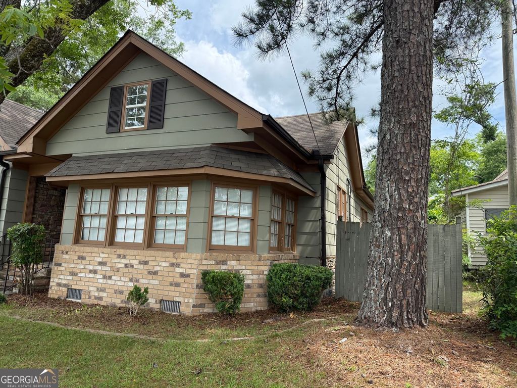 Photo of 1011 Peek Street NW, Conyers, GA 30012 (MLS # 10774689)