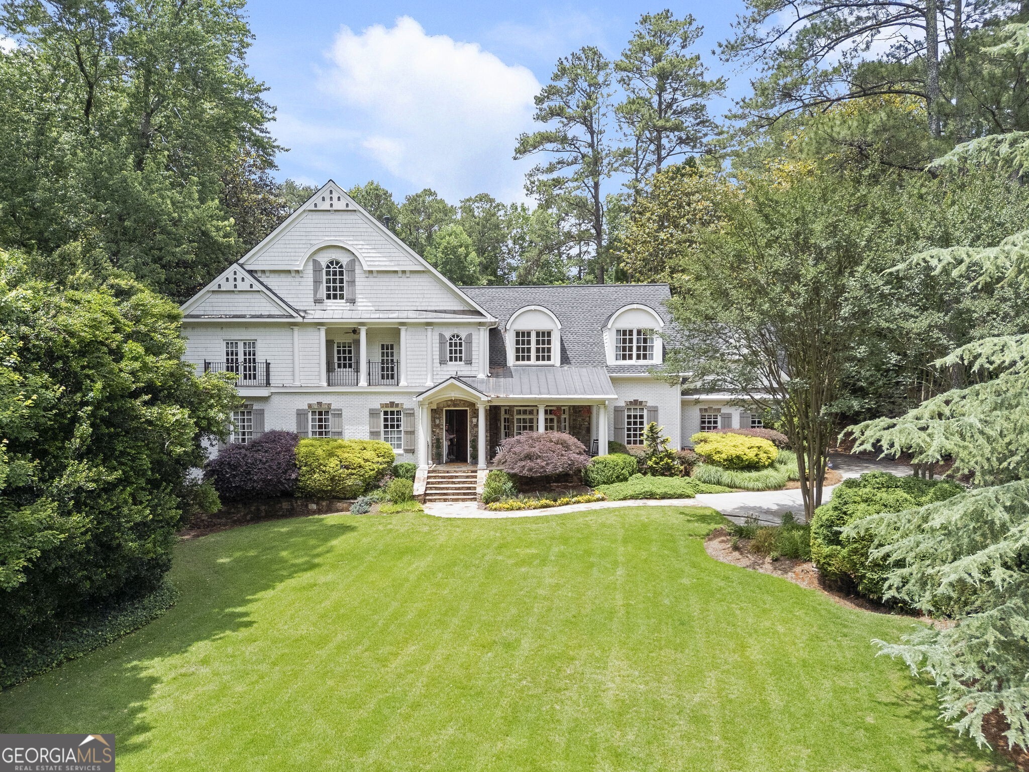 5290 London DR