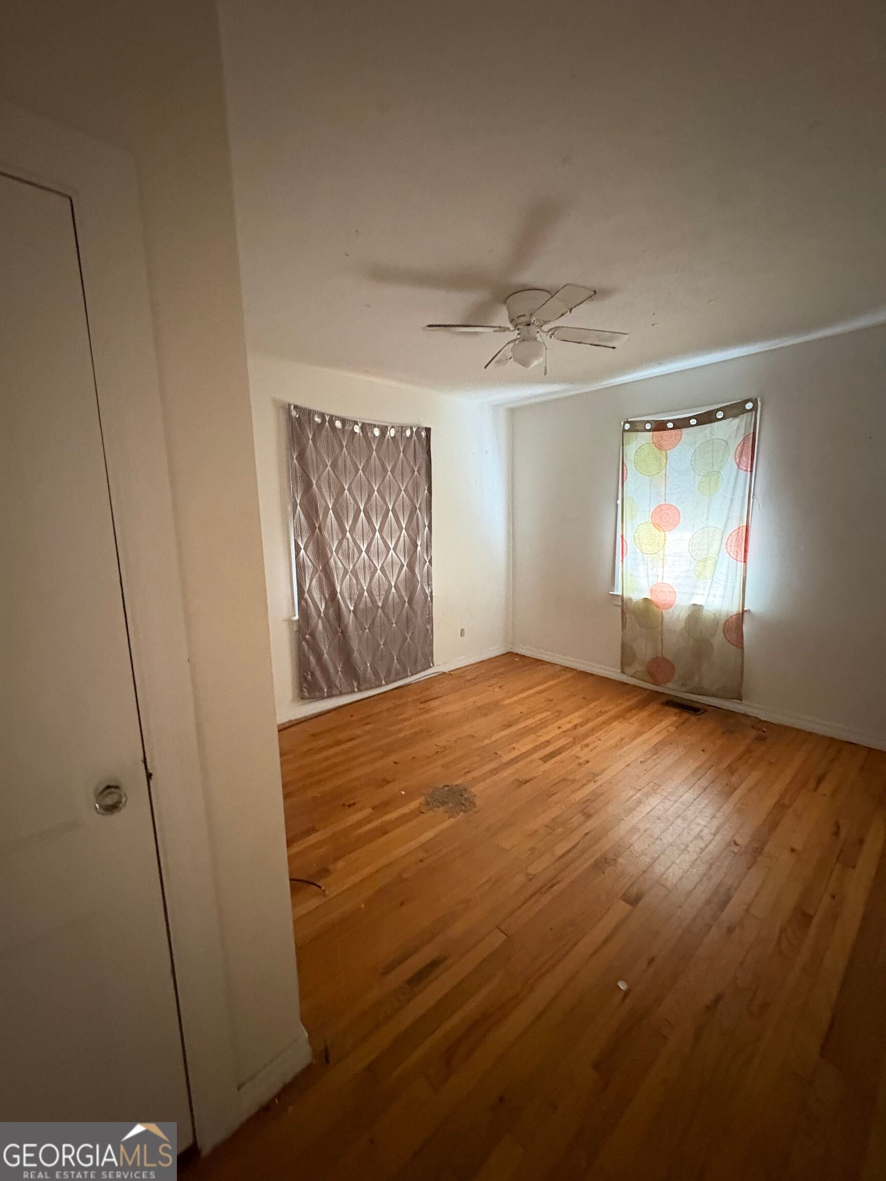 4075 Edgewood CIR