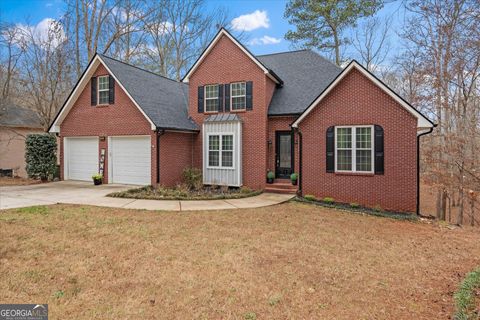 Photo of 218 N Ole Hickory Trail, Carrollton, GA 30117 (MLS # 10672792)