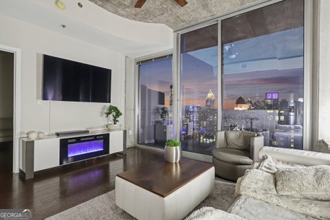 Photo of 855 Peachtree Street NE #3206, Atlanta, GA 30308 (MLS # 10825287)