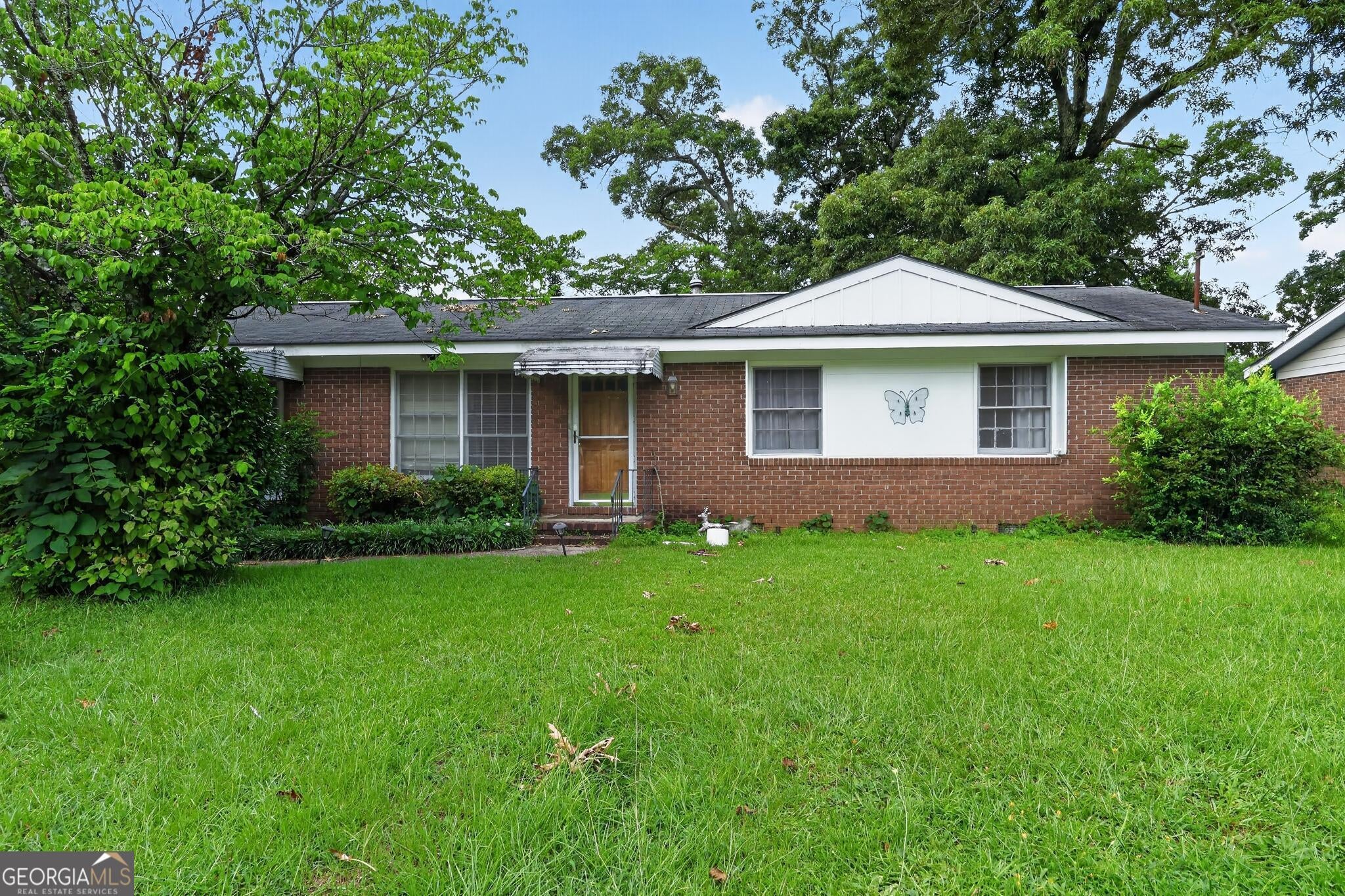 441 Sarah DR