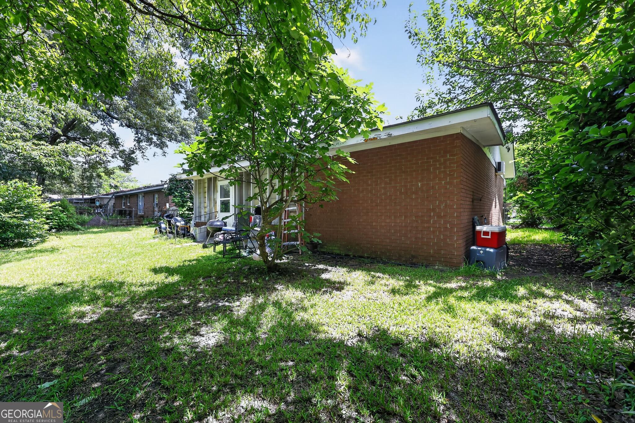 441 Sarah DR