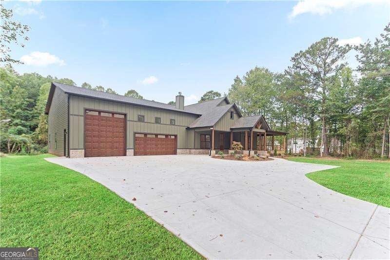Photo of 330 Old Sandhill Road, Carrollton, GA 30116 (MLS # 10873690)
