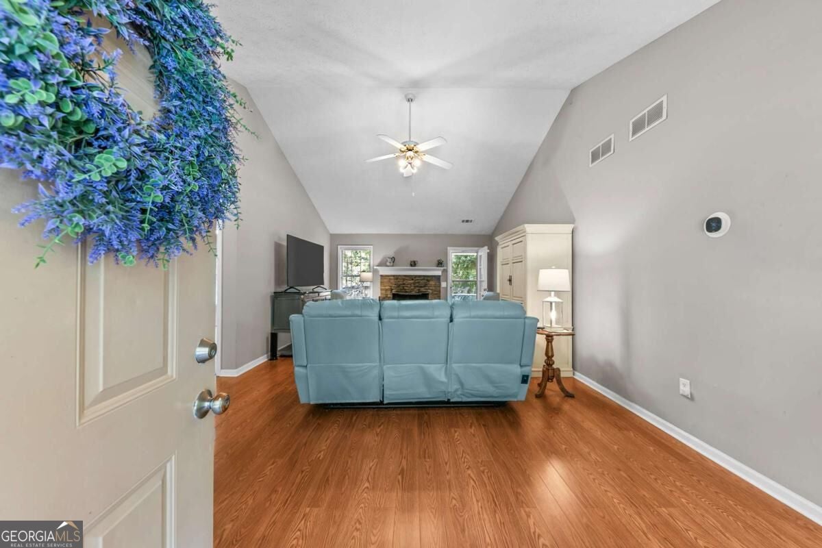 123 Azalea DR