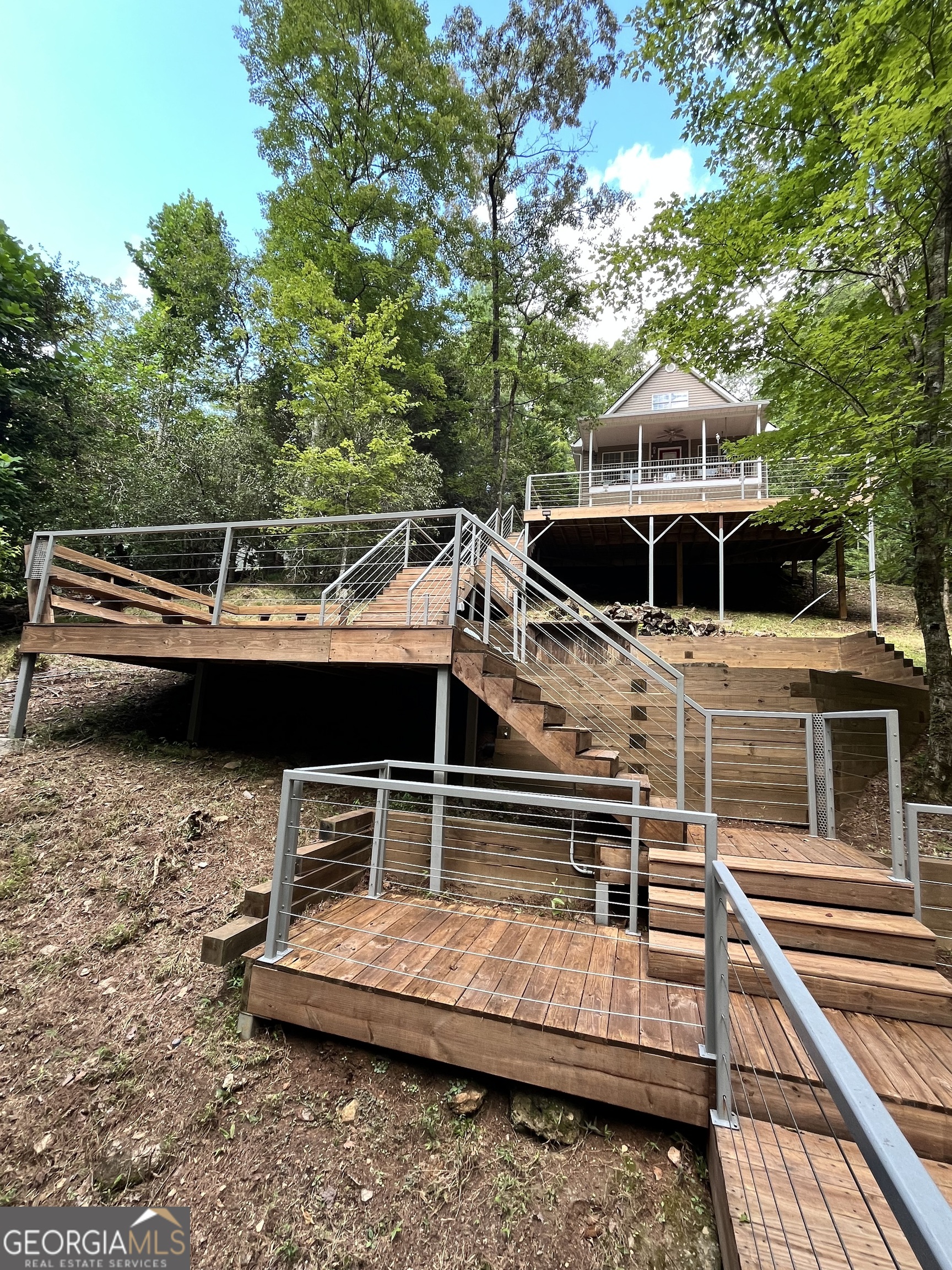 512 Running Deer RD