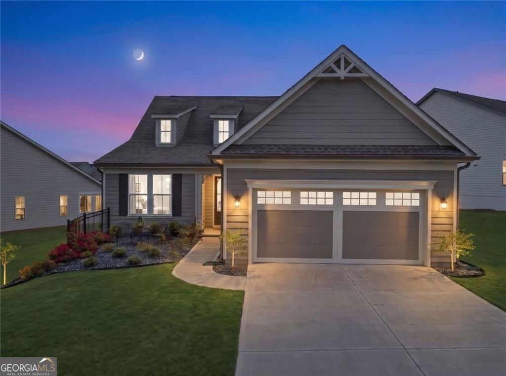 320 Salton WAY