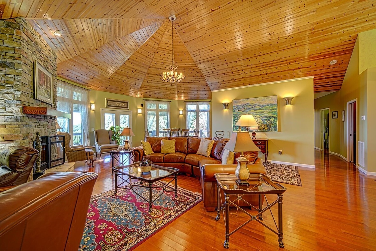 Wolf Mountain Estates - Residential
