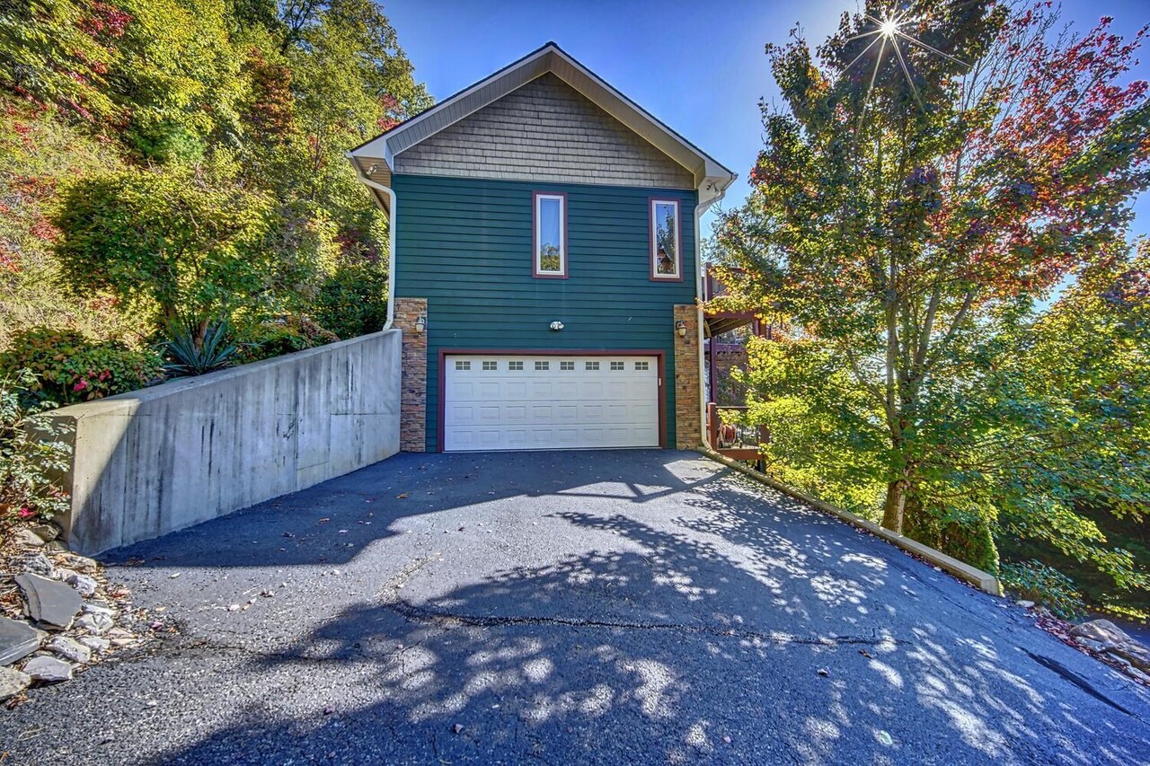 Wolf Mountain Estates - Residential