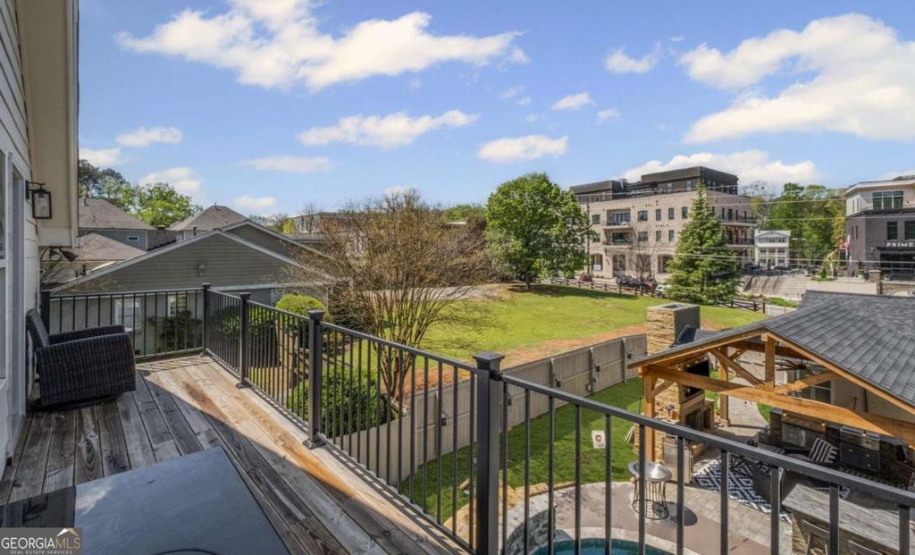 Photo of 8175 Main Street, Woodstock, GA 30188 (MLS # 10660585)