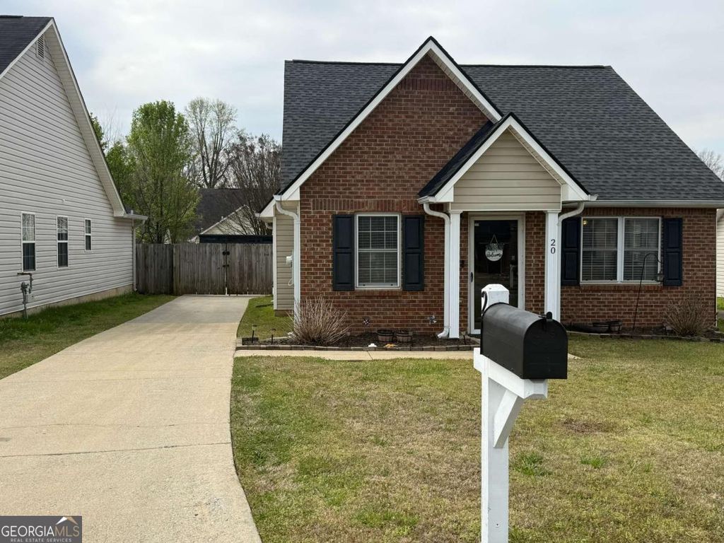 Photo of 20 Pointe Way, Cartersville, GA 30120 (MLS # 10713507)