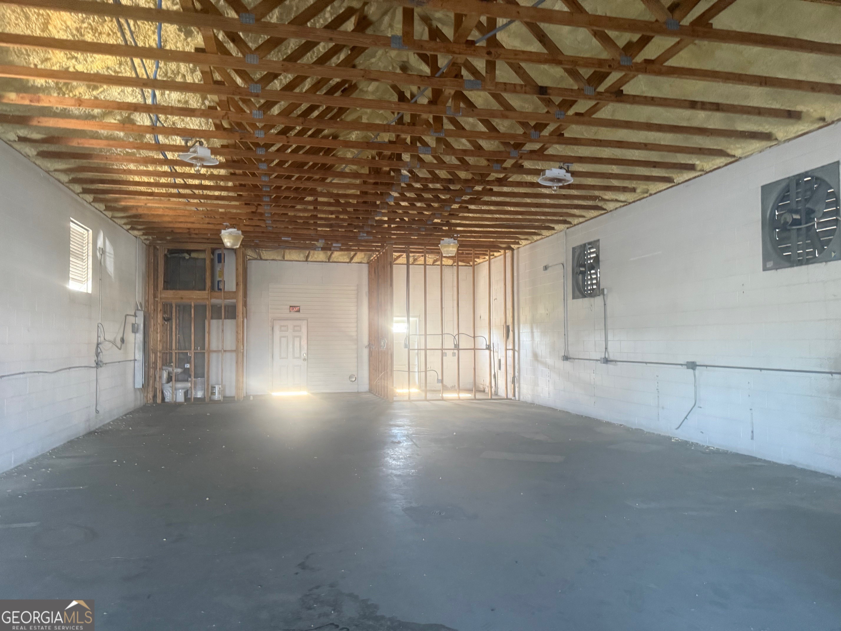 100 S Williams Street