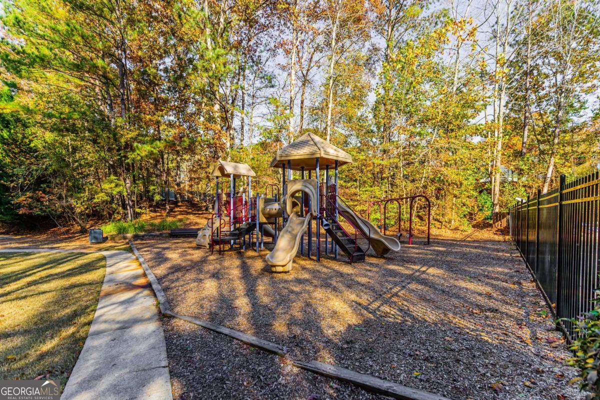 FLOWERS CROSSING - Residential