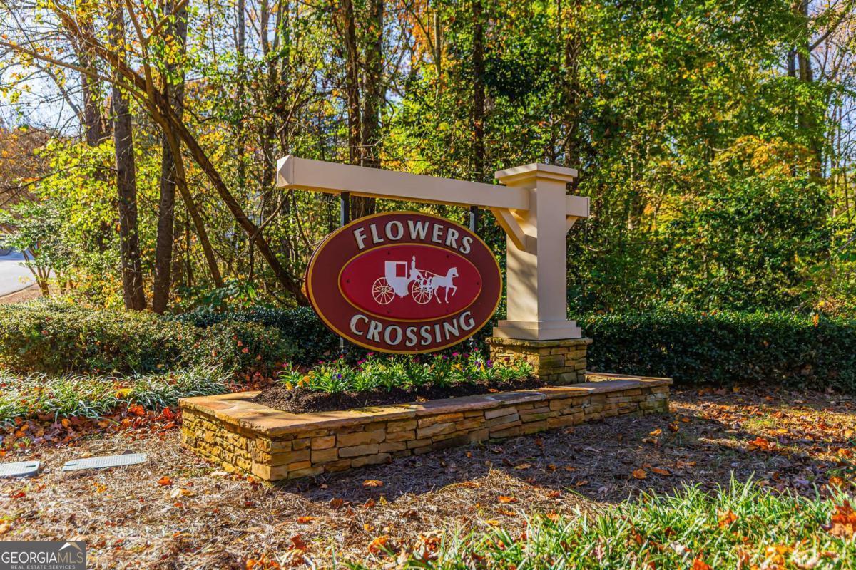 FLOWERS CROSSING - Residential