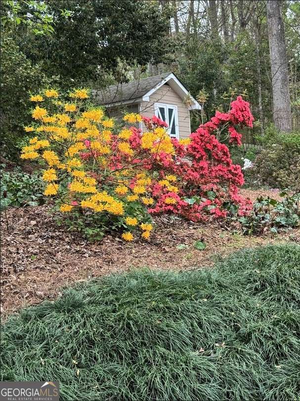 FLOWERS CROSSING - Residential