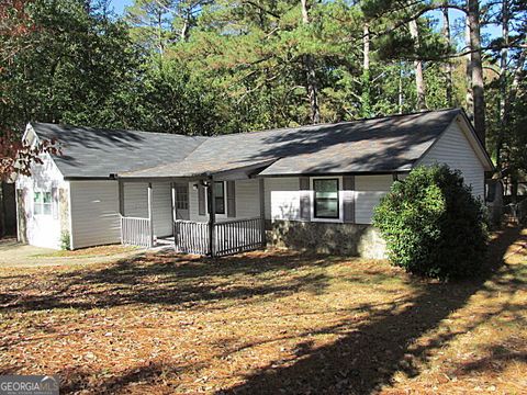 9319 Forest Knoll DR Jonesboro GA 30238