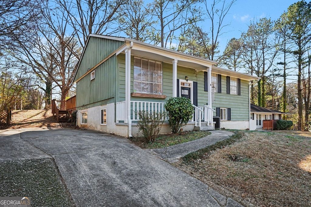 Photo of 2505 Shiloh Drive, Decatur, GA 30034 (MLS # 10688336)