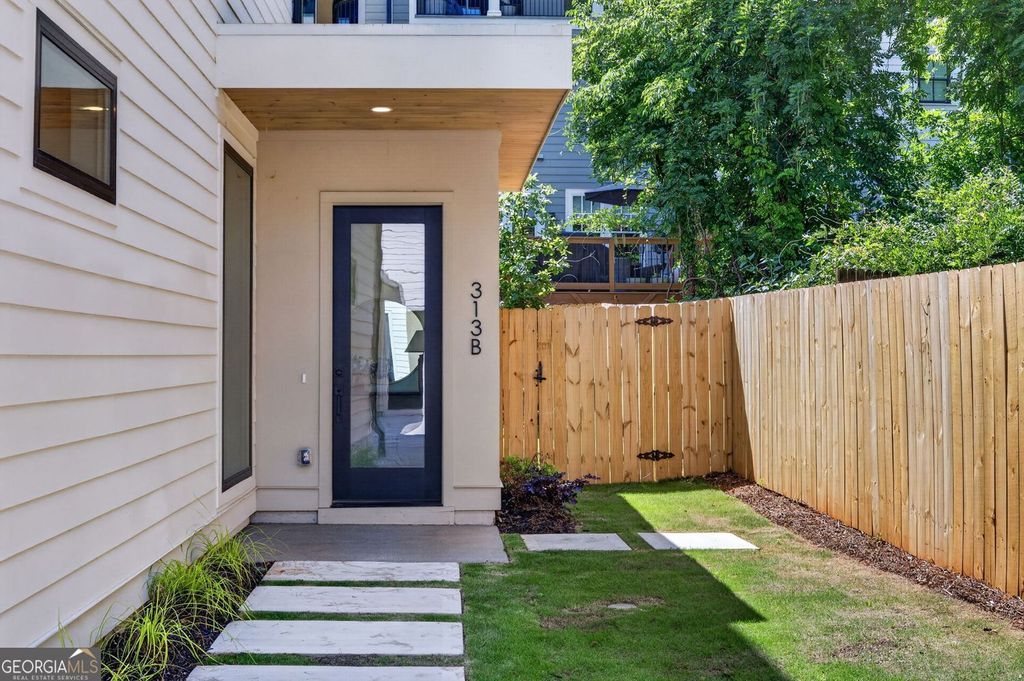 Photo of 313 Stovall Street SE #UNIT B, Atlanta, GA 30316 (MLS # 10764848)