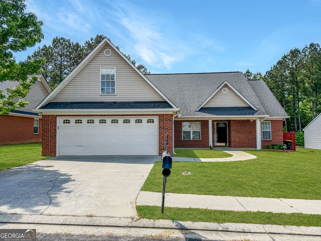 Photo of 37 Walton Creek Drive SW, Rome, GA 30165 (MLS # 10742343)