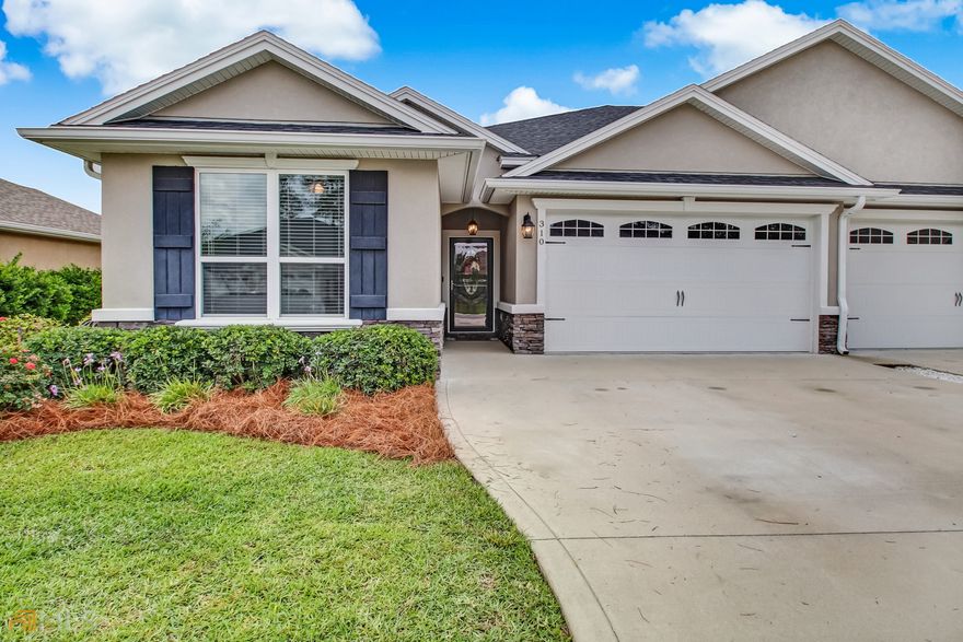 BEAUTIFUL HOME LOCATED IN LAUREL LANDING AT LAUREL ISLAND. WALK INSIDE TO THIS IMMACULATELY MAINTAINED 3 BEDROOM 2 BATHROOM HOME WITH TILE THROUGHOUT THE MAIN LIVING AREA & MASTER BEDROOM & CARPET IN THE (2) GUEST BEDROOMS. OPEN CONCEPT KITCHEN WITH GRANITE COUNTERTOPS, KITCHEN ISLAND AND GREAT SIZED PANTRY. MASTER BATH FEATURES A DOUBLE VANITY, LARGE WALK IN MASTER CLOSET WITH WOOD SHELVING, & SOAKING TUB, & A WALK IN SHOWER. THE EXTERIOR FEATURES A SCREENED IN BACK PATIO & A POND VIEW.     CLOSE ACCESS TO NAVAL BASE, SHOPPING, DINNING, AND 1-95.