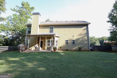 A home in Newnan