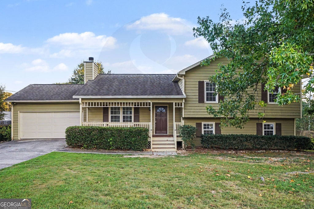 Photo of 3030 Green Meadow Lane, Snellville, GA 30078 (MLS # 10850685)