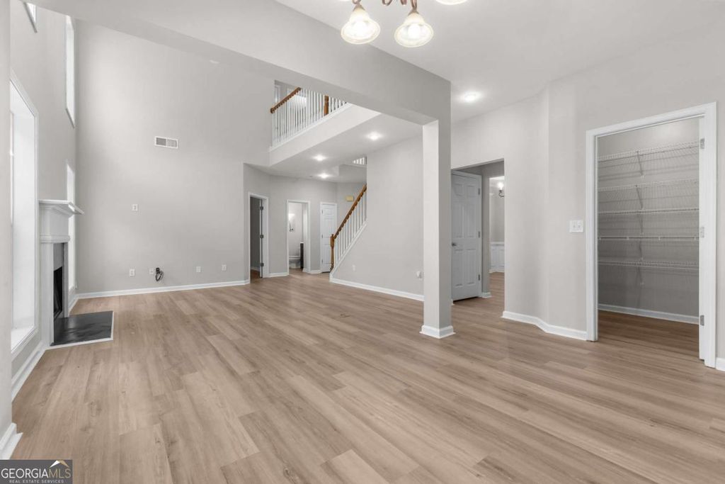 Photo of 1360 Silvergate Driv Dr, Mableton, GA 30126 (MLS # 10678959)