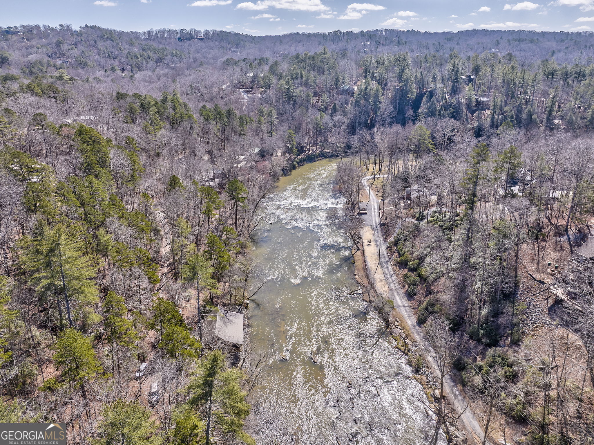 419 Echo LN