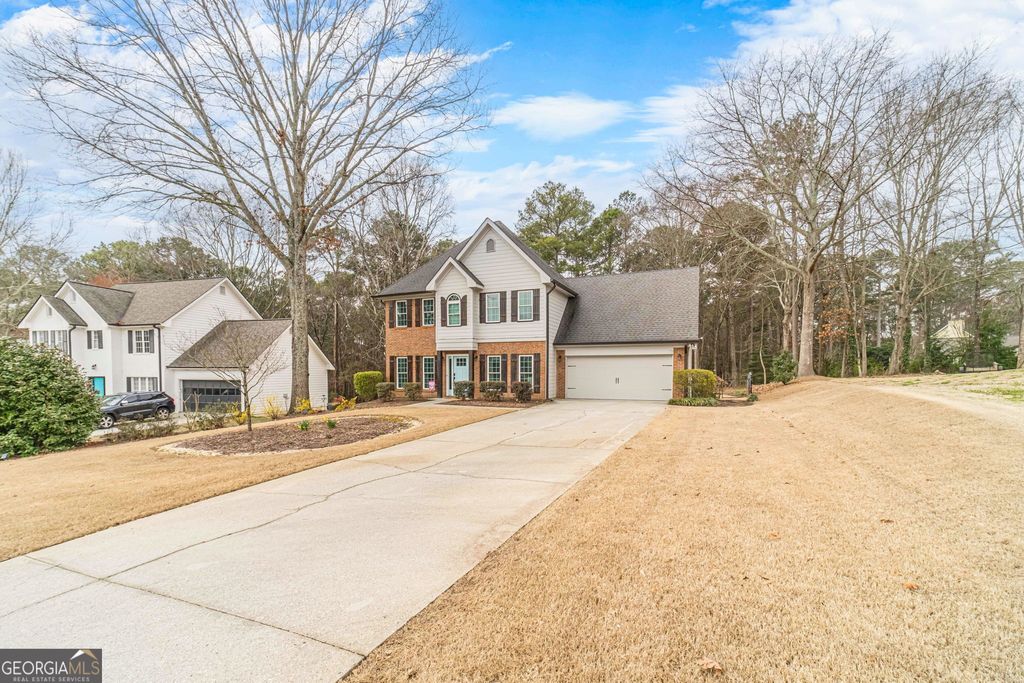 Photo of 2240 Emerald Drive, Loganville, GA 30052 (MLS # 10708635)