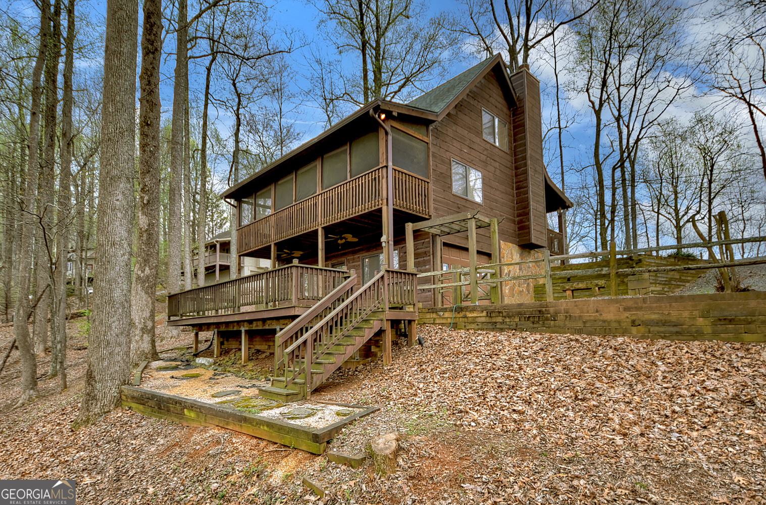 1285 Walnut RDG