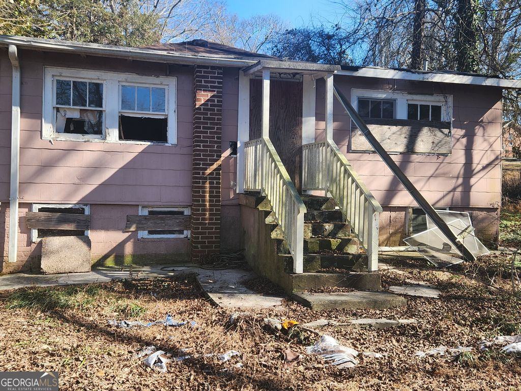 Photo of 750 Alta Place NW, Atlanta, GA 30318 (MLS # 10656180)