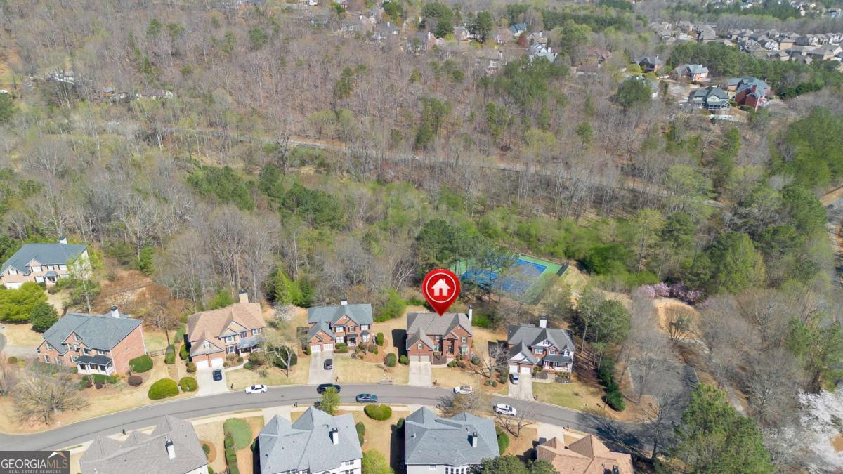 7004 Bennington LN