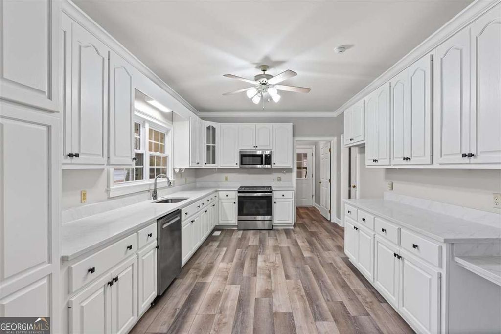 Photo of 4003 Garden Lakes Parkway NW, Rome, GA 30165 (MLS # 10654402)