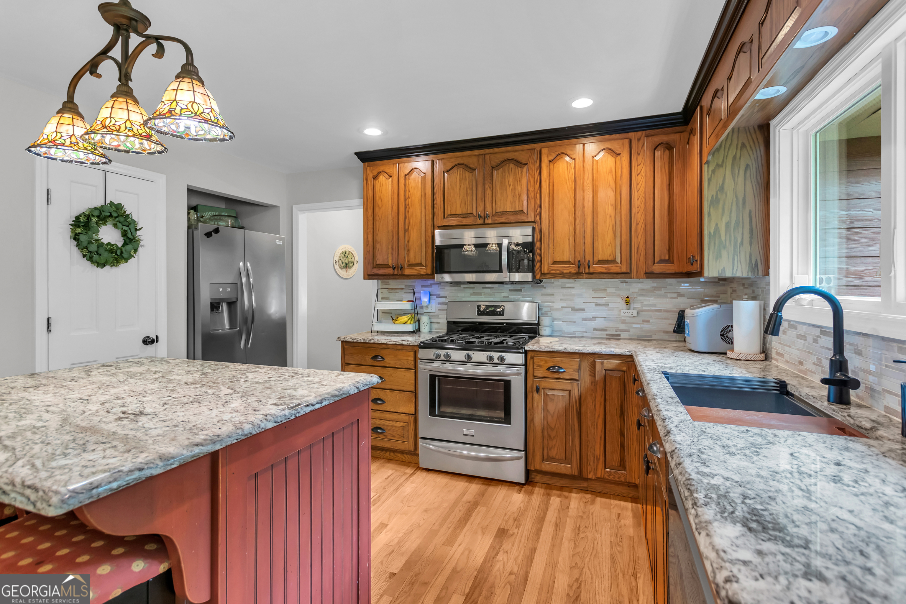 Clarkesville, Georgia 30523, United States, 4 Bedrooms Bedrooms, ,2 BathroomsBathrooms,Residential,Pending,149924