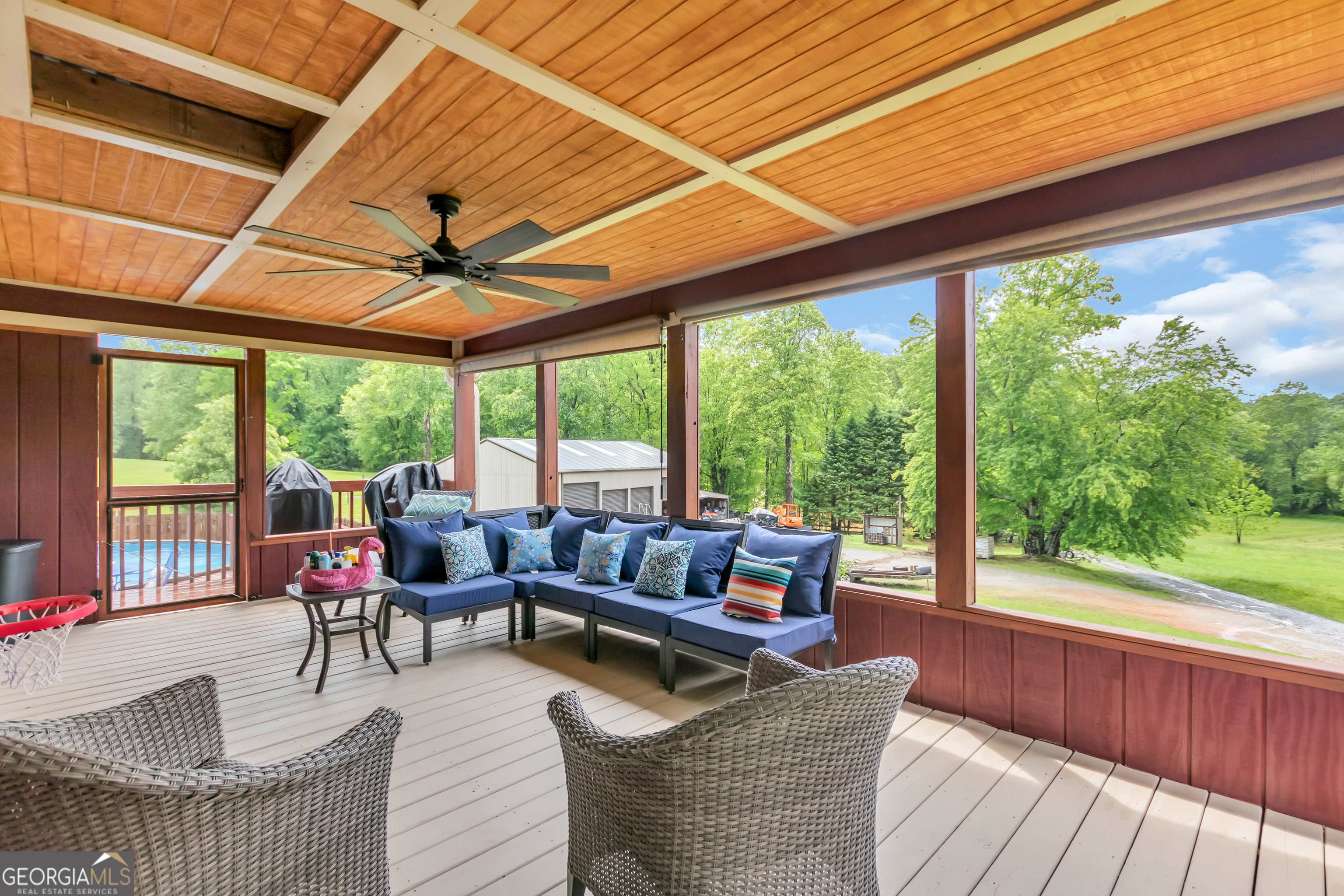 Clarkesville, Georgia 30523, United States, 4 Bedrooms Bedrooms, ,2 BathroomsBathrooms,Residential,Pending,149924