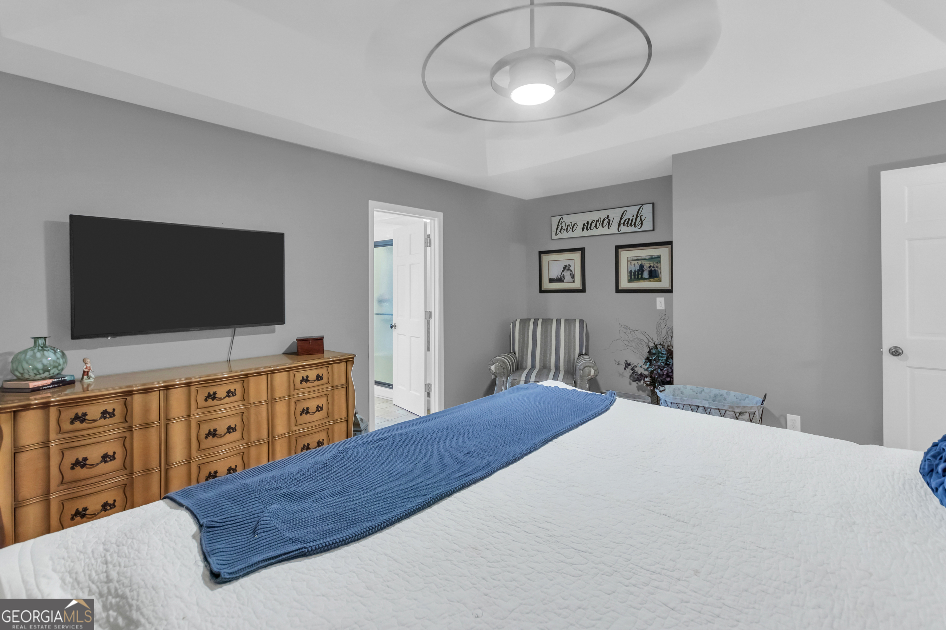 Clarkesville, Georgia 30523, United States, 4 Bedrooms Bedrooms, ,2 BathroomsBathrooms,Residential,Pending,149924