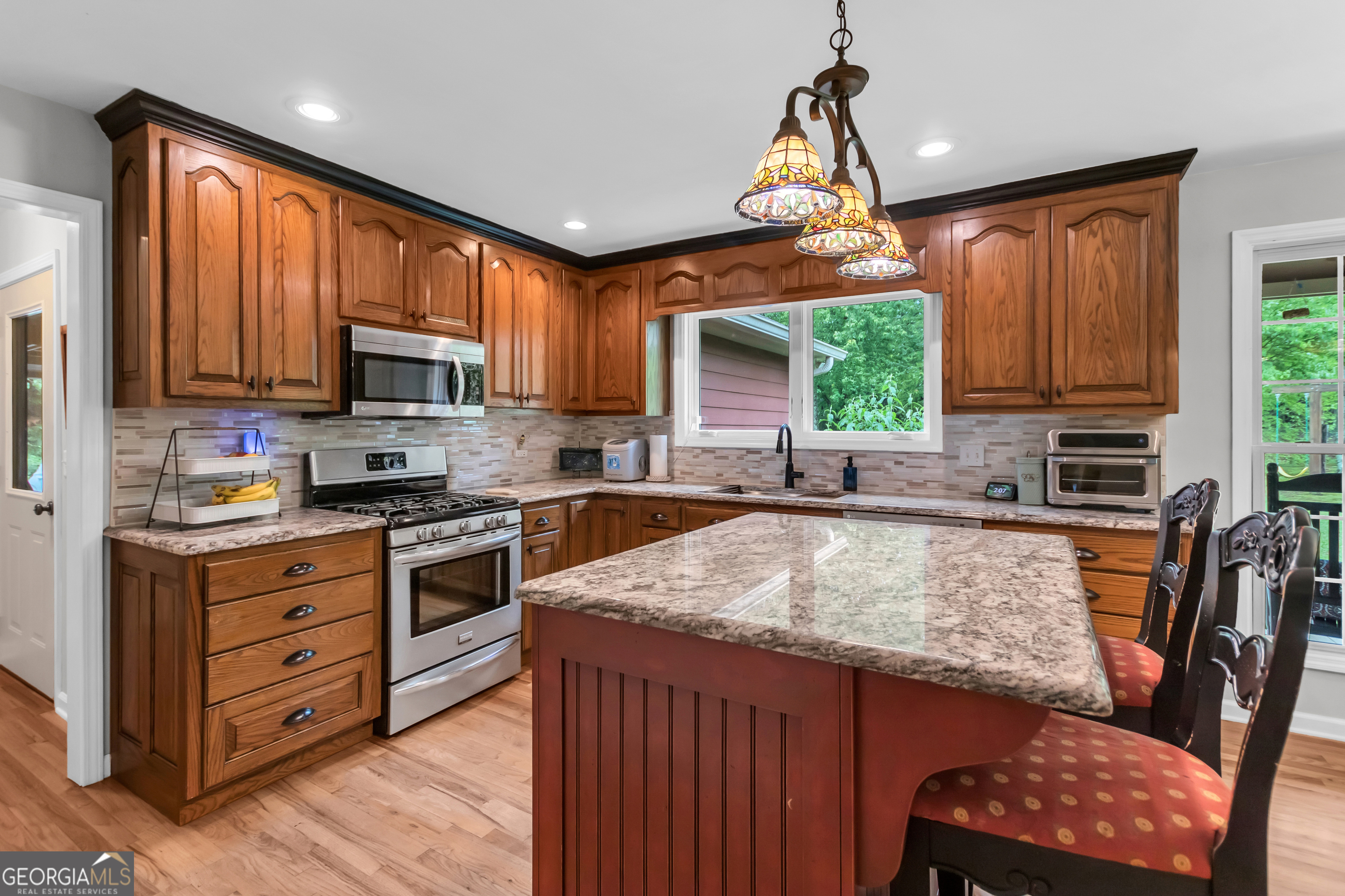 Clarkesville, Georgia 30523, United States, 4 Bedrooms Bedrooms, ,2 BathroomsBathrooms,Residential,Pending,149924