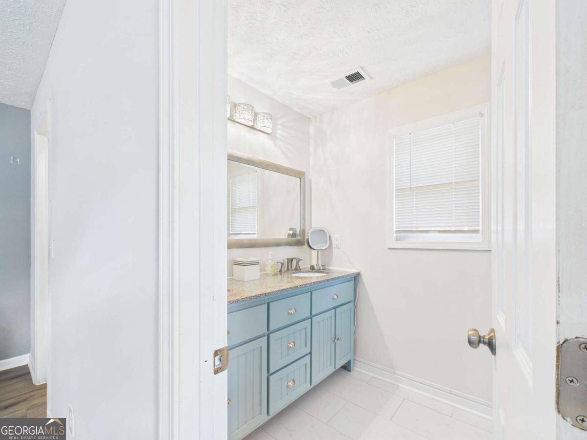 Colony Glen - Residential Lease