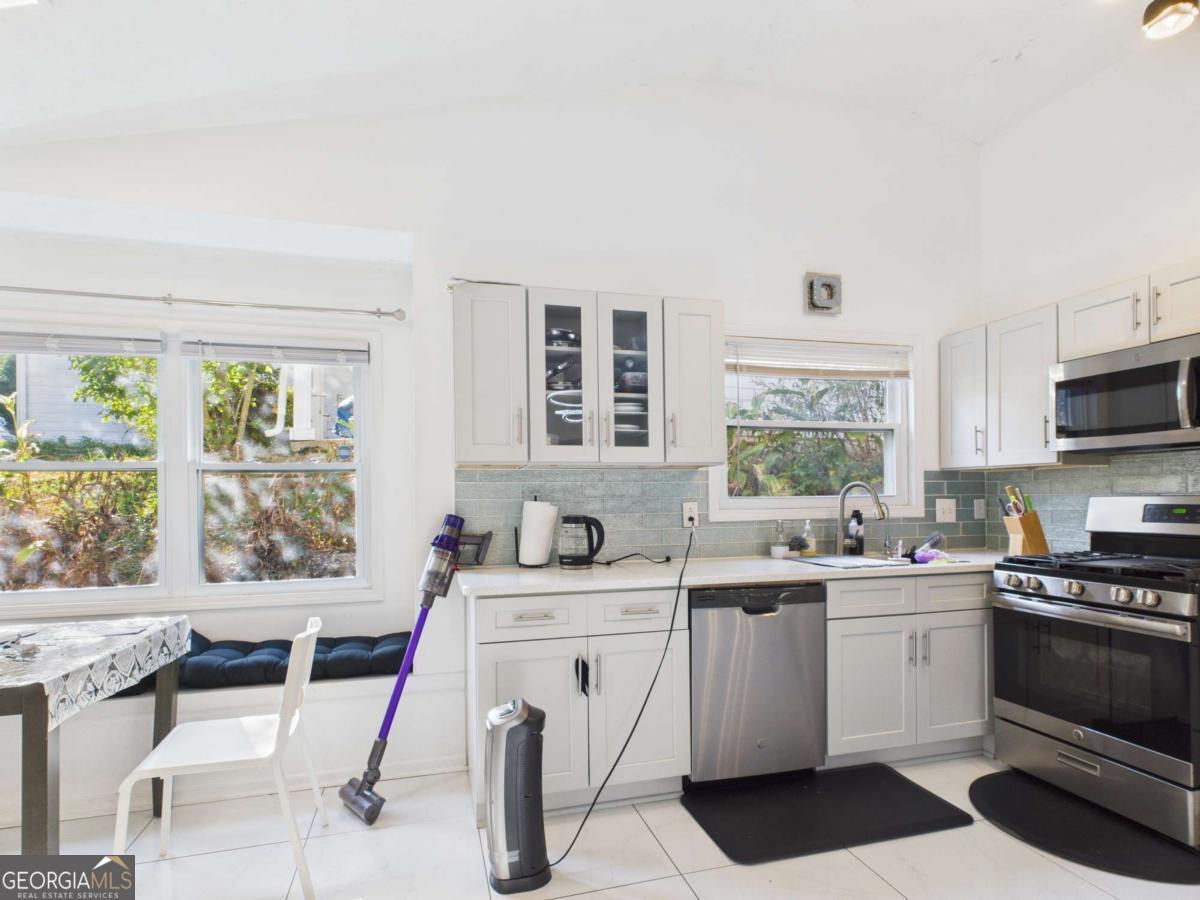 Colony Glen - Residential Lease