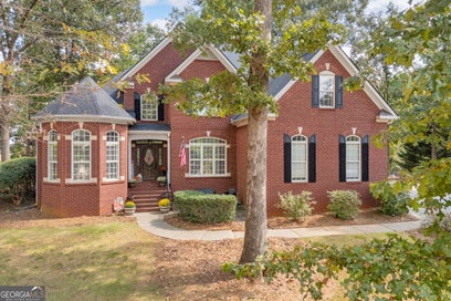 339 Stone Creek DR Hull GA 30646