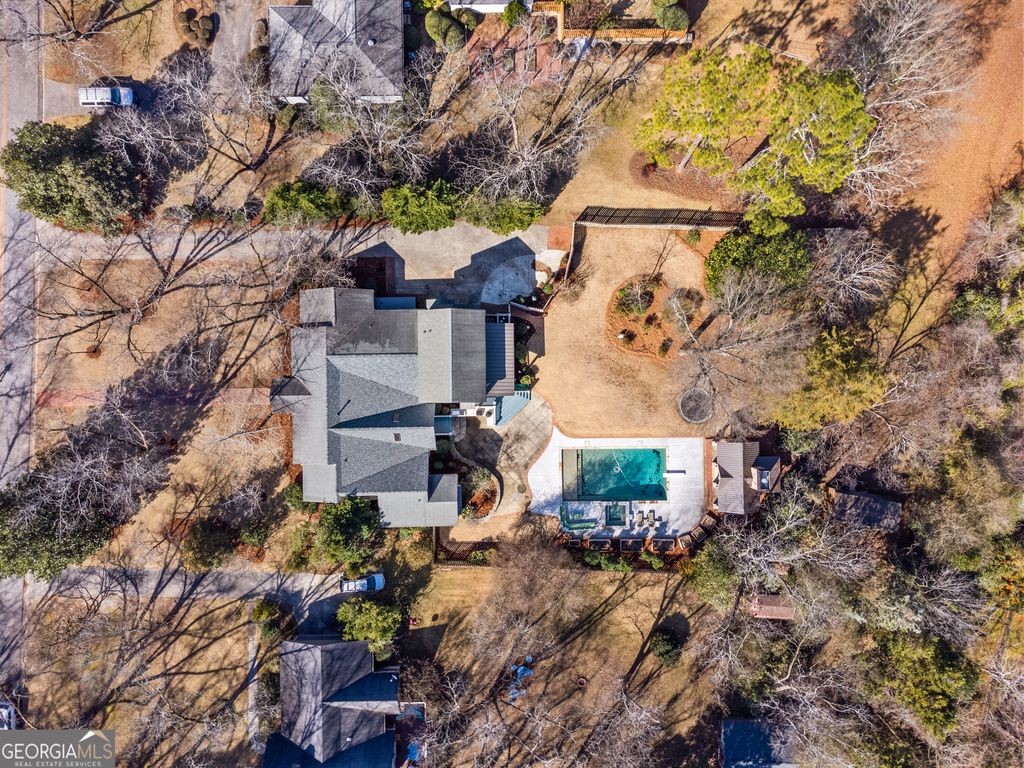 listing image 50