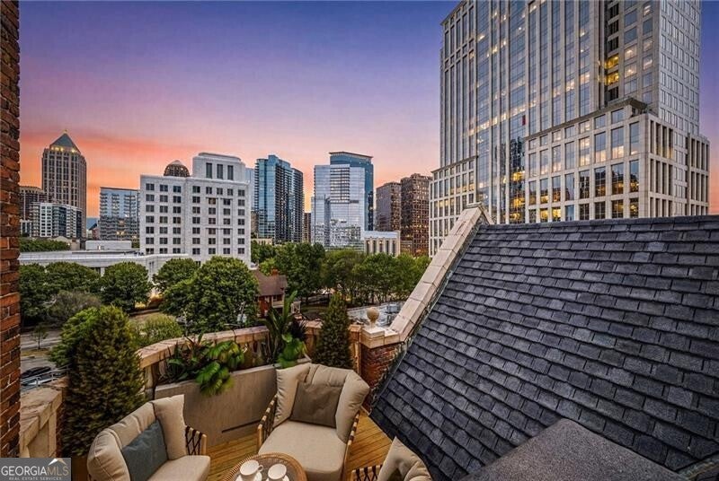Photo of 81 Peachtree Place NE #PH12, Atlanta, GA 30309 (MLS # 10812506)