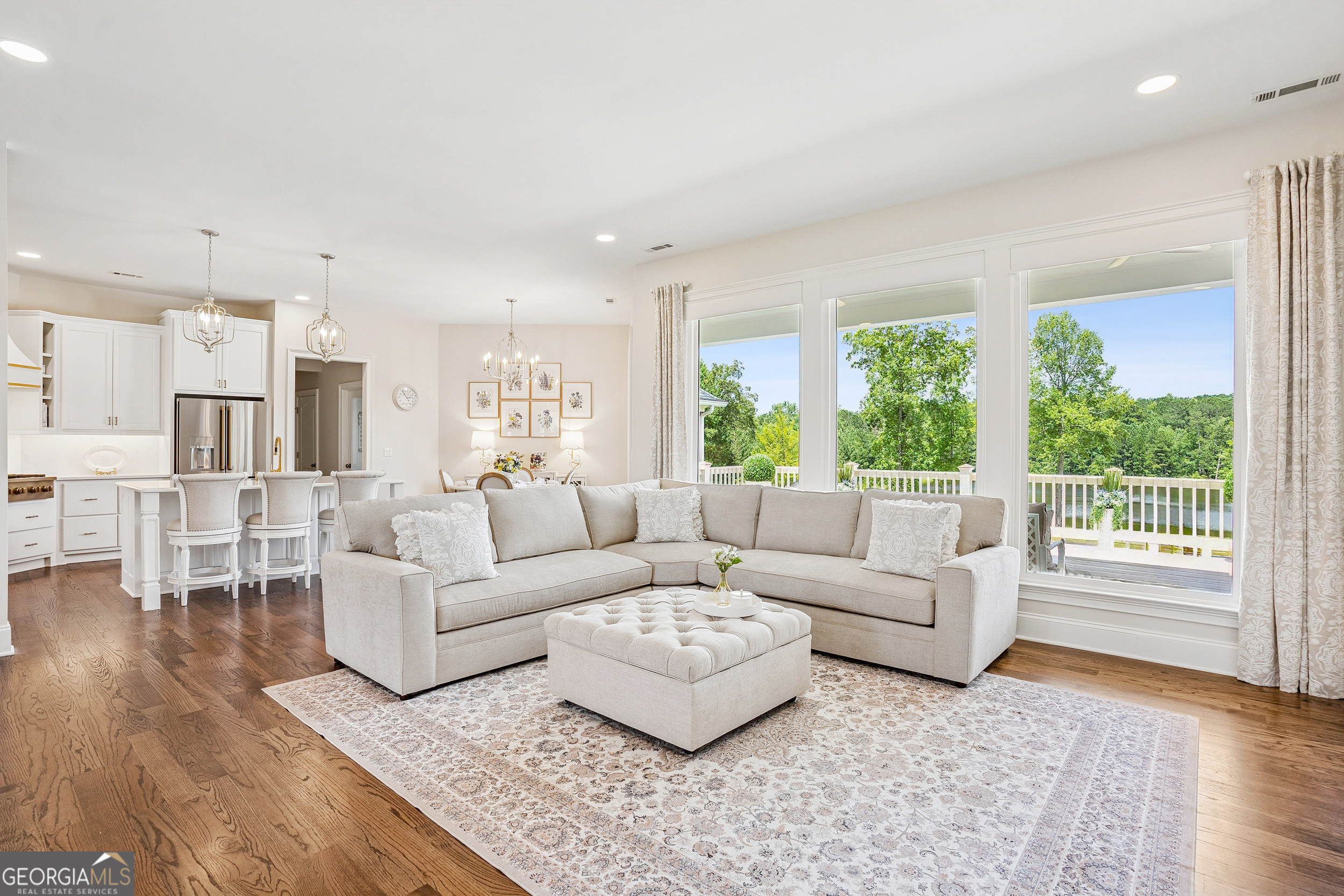 Sharpsburg, Georgia 30277, United States, 5 Bedrooms Bedrooms, ,5 BathroomsBathrooms,Residential,Active,165828