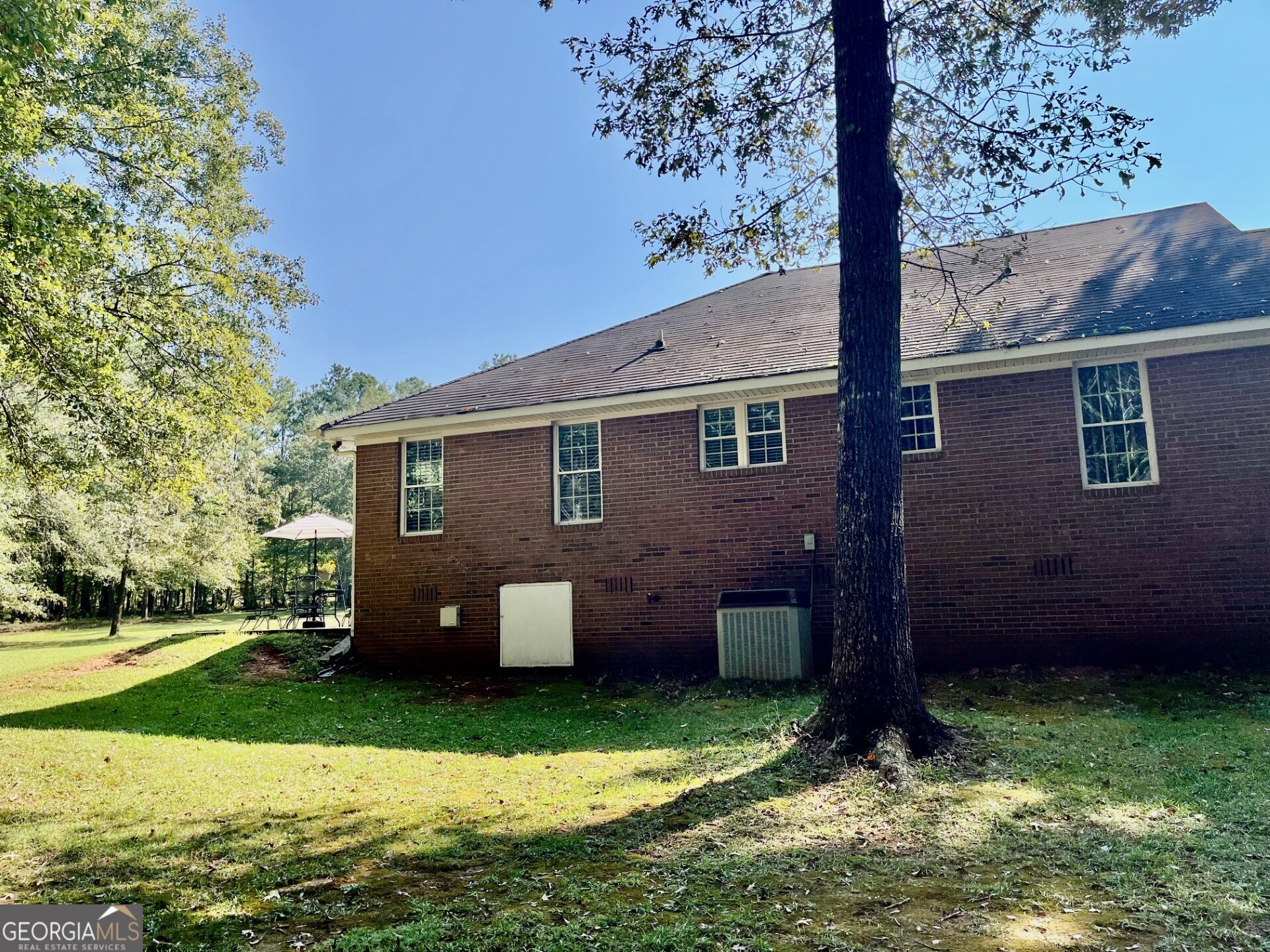 934 McCollum RD