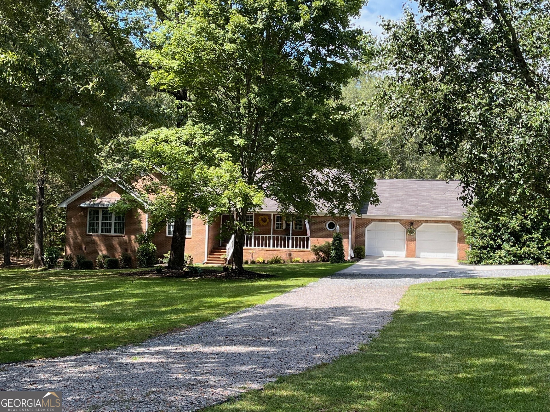 934 McCollum RD