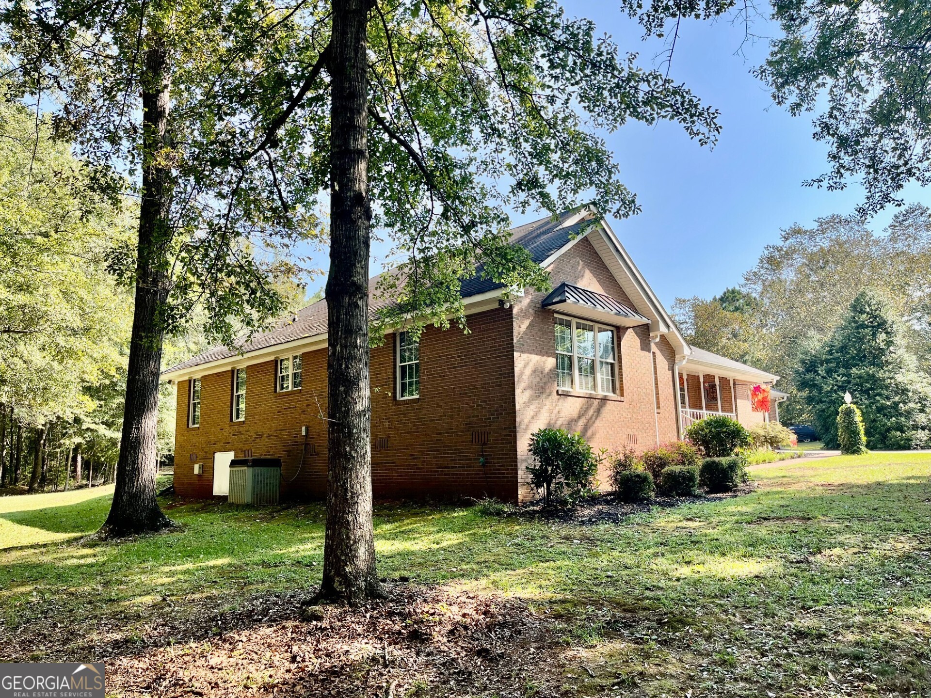 934 McCollum RD