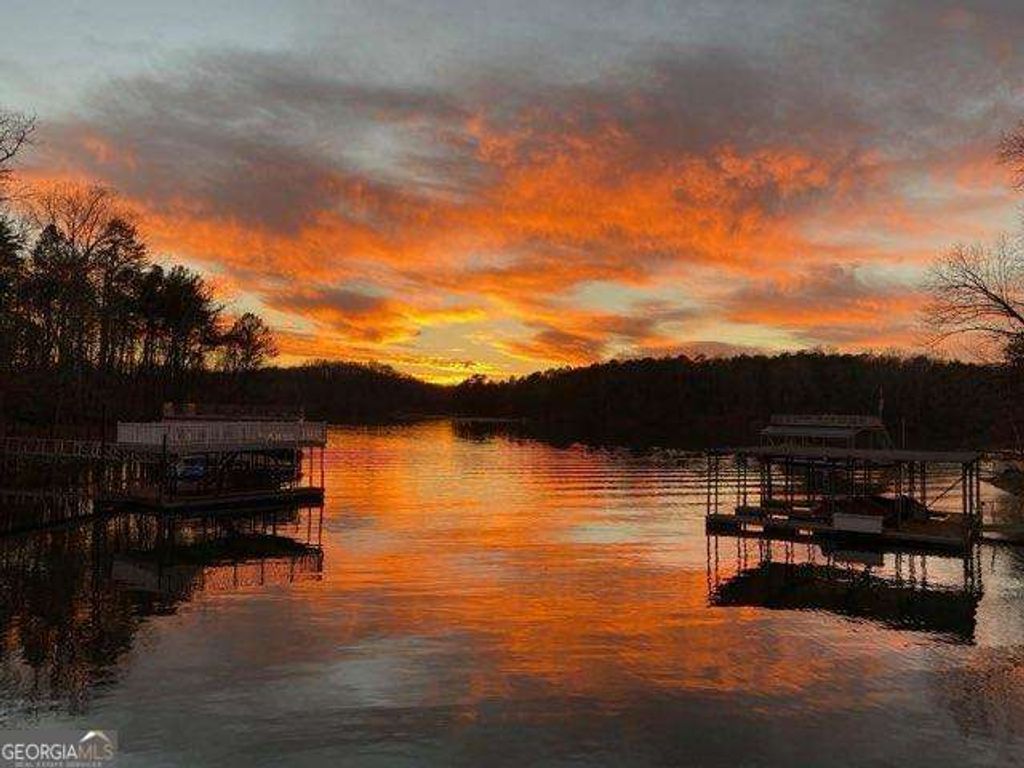 Photo of 9155 Bay Pointe Drive, Gainesville, GA 30506 (MLS # 10717611)