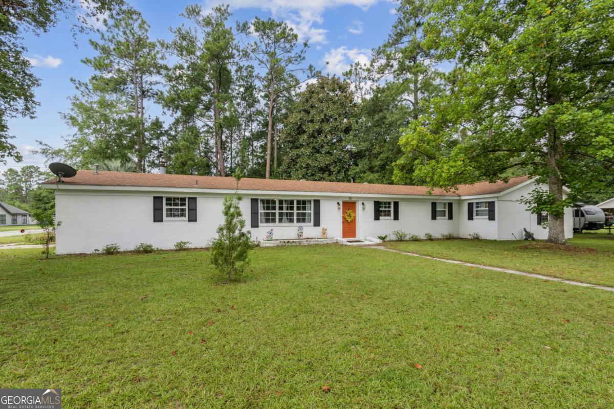 73 Azalea AVE