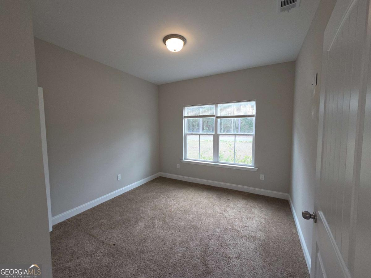 144 Linden DR