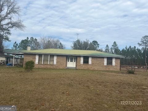 Single Family Residence in St. George GA 292 Horseshoe Loop.jpg